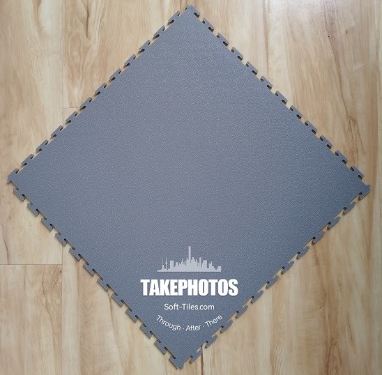 Interlocking Vinyl Floor Tile 500*500mm Checker Plate Surface