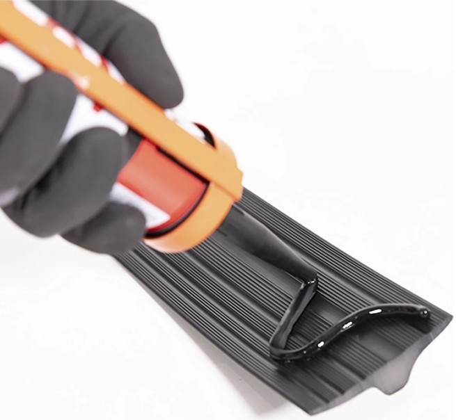 Garage Door Seal Strip 80*18mm Weatherproof Strip Rubber Diy Weather Stripping Replacement