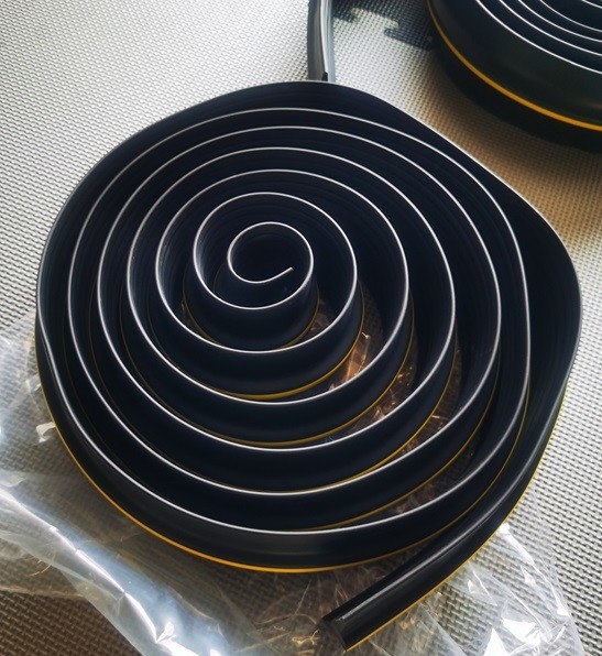 Garage Door Seal Strip 80*18mm Weatherproof Strip Rubber Diy Weather Stripping Replacement